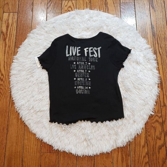 NWT Awake Juniors' Ruffled Sleeve Live Fest Tee - Picture 5 of 5